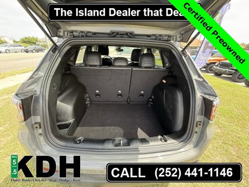 Certified 2024 Jeep Compass Limited w/ Sun and Sound Group image 12