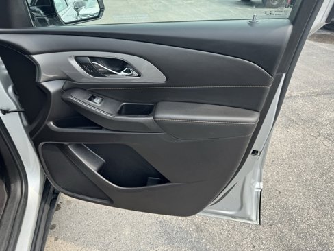 Used 2020 Chevrolet Traverse LS image 37