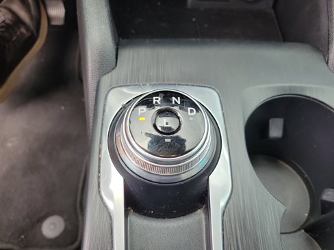 Used 2021 Ford Escape SE image 26