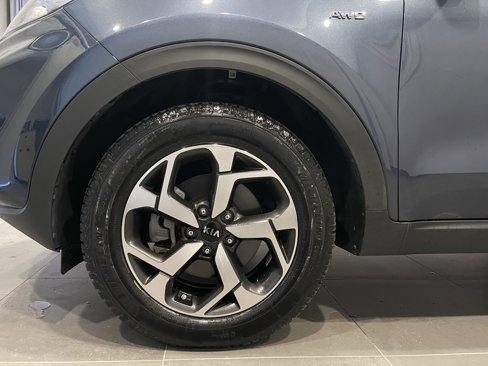 Used 2021 Kia Sportage LX image 8