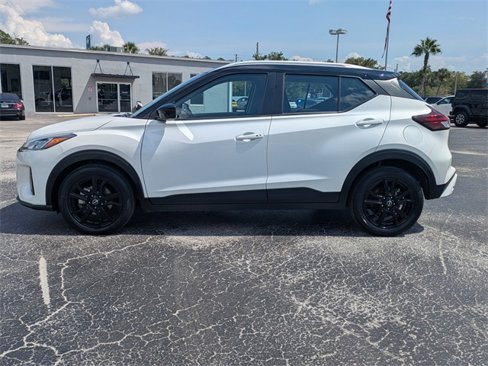 Used 2023 Nissan Kicks SV image 7