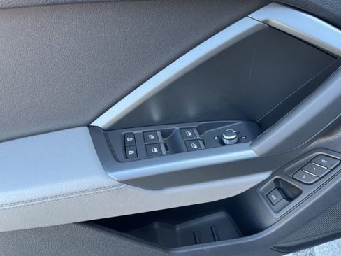 New 2025 Audi Q3 2.0T Premium image 23