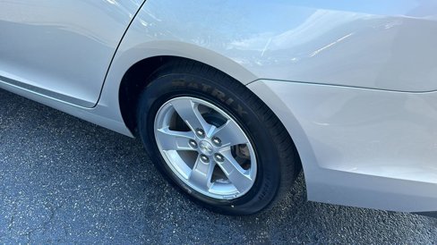 Used 2015 Chevrolet Malibu LS image 9