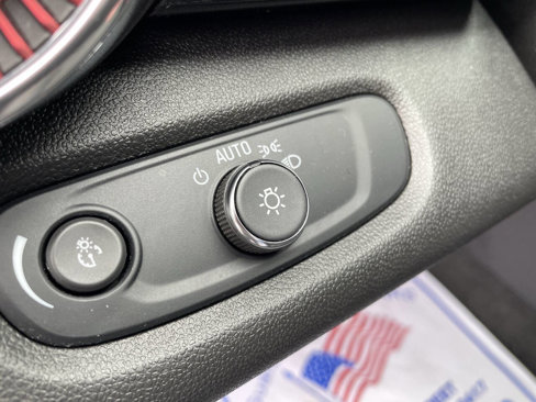 Used 2024 Chevrolet Trax RS image 14