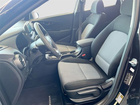 Used 2021 Hyundai Kona SE image 19