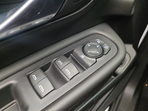 Used 2023 GMC Terrain SLE w/ Driver Convenience Package image 27