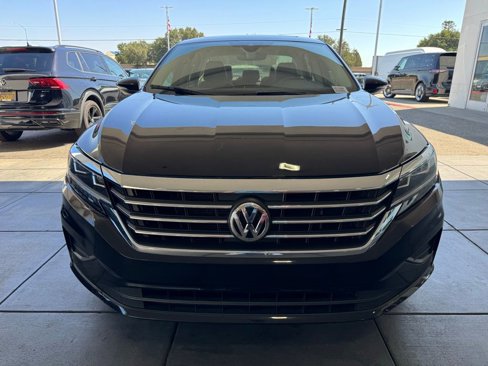 Used 2021 Volkswagen Passat 2.0T SE image 2