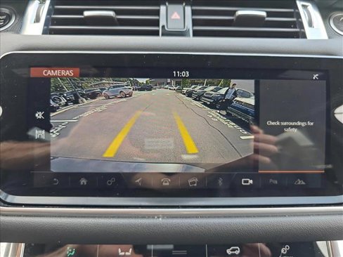 Used 2020 Land Rover Range Rover Sport HSE image 23