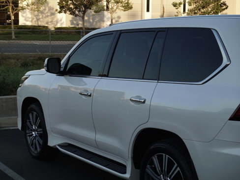 Used 2016 Lexus LX 570 4WD image 18