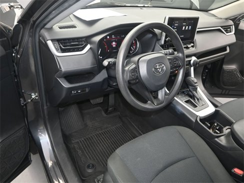 Used 2023 Toyota RAV4 LE image 6