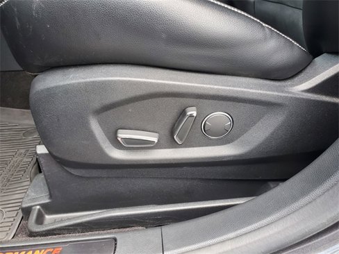 Used 2019 Ford Edge ST w/ Equipment Group 401A image 6