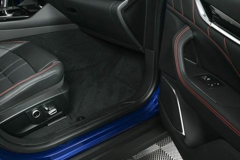 New 2024 Maserati Levante GT Ultima image 25