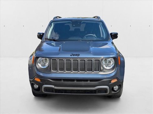 Used 2023 Jeep Renegade Latitude image 2