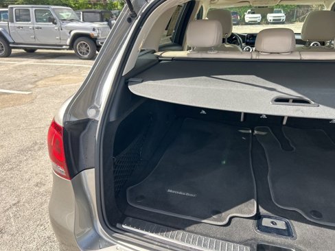 Used 2021 Mercedes-Benz GLC 300 image 28