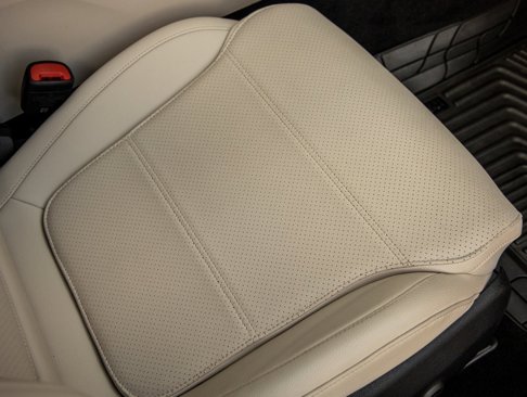 Used 2023 Mercedes-Benz C 300 4MATIC Sedan image 39