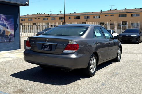 Used 2005 Toyota Camry XLE image 5