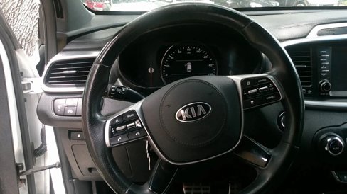 Used 2019 Kia Sorento SX image 37