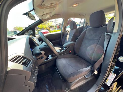Used 2013 Nissan Leaf SV image 20