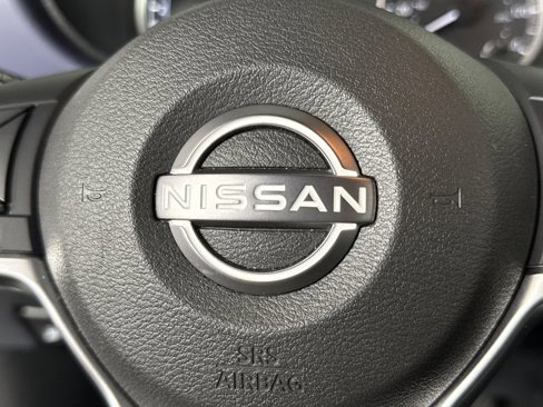 Used 2023 Nissan Versa SV image 21
