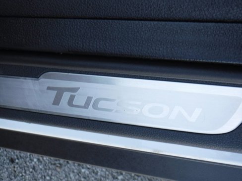 Used 2020 Hyundai Tucson Limited w/ Cargo Package image 11
