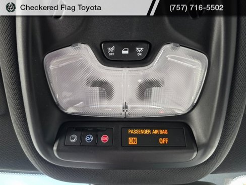 Used 2021 Chevrolet TrailBlazer RS w/ Convenience Package image 10