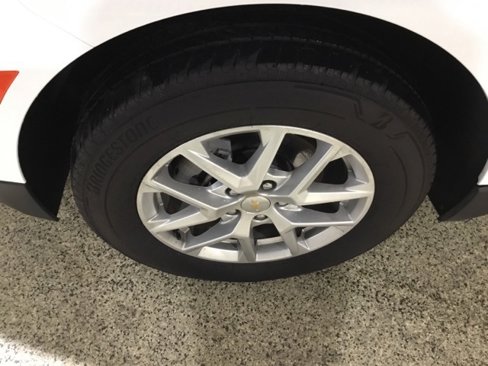 Used 2023 Chevrolet Equinox LT image 14