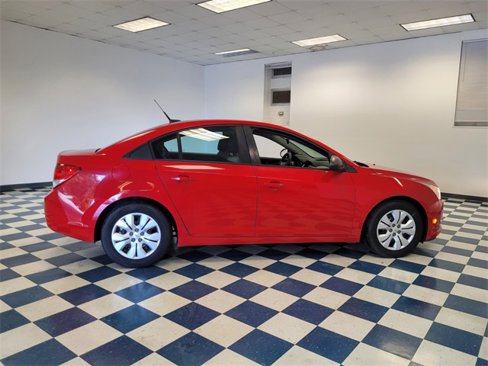 Used 2014 Chevrolet Cruze LS image 12