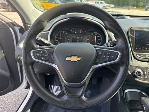 Used 2022 Chevrolet Malibu LT image 22
