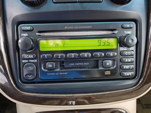 Used 2002 Toyota Highlander Limited image 16