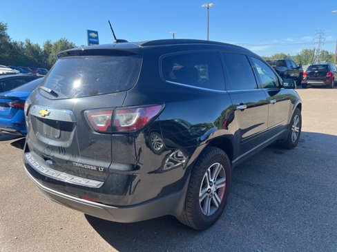 Used 2016 Chevrolet Traverse LT image 3