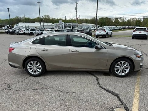 Certified 2024 Chevrolet Malibu LT image 9