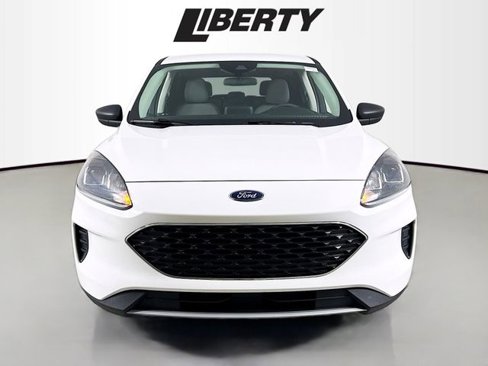 Used 2022 Ford Escape SE w/ Cold Weather Package image 2