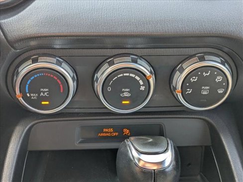 Used 2017 FIAT 124 Spider Classica image 18
