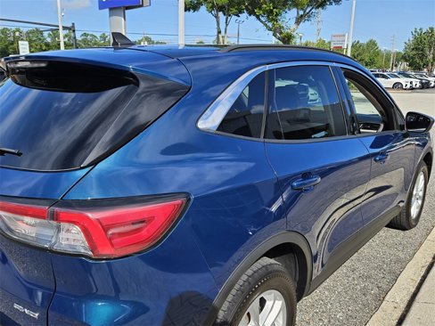 Used 2020 Ford Escape SE image 14