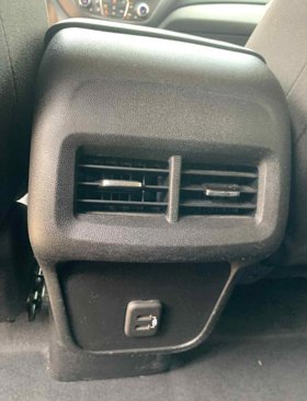 Used 2021 Chevrolet Equinox LT w/ Driver Convenience Package image 21
