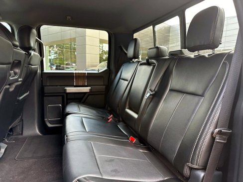 Used 2020 Ford F150 Lariat w/ Equipment Group 501A Mid image 13