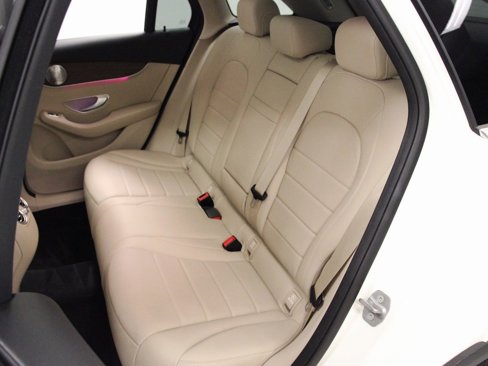 Used 2020 Mercedes-Benz GLC 300 4MATIC image 20