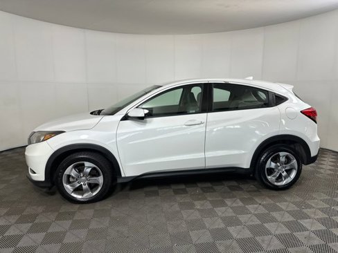 Used 2018 Honda HR-V LX image 6