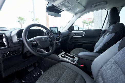 Used 2024 Ford Bronco Sport Big Bend w/ Convenience Package image 2