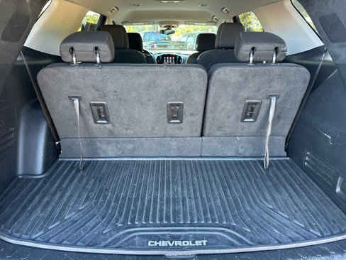 Used 2020 Chevrolet Traverse LT image 19