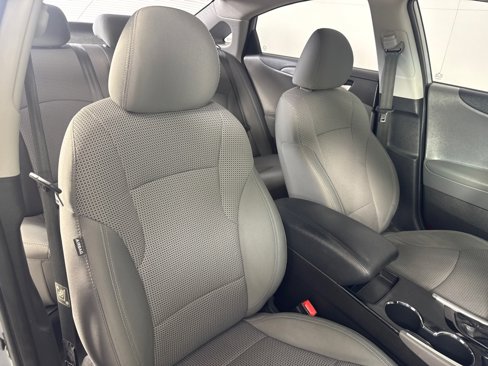 Used 2011 Hyundai Sonata GLS image 19