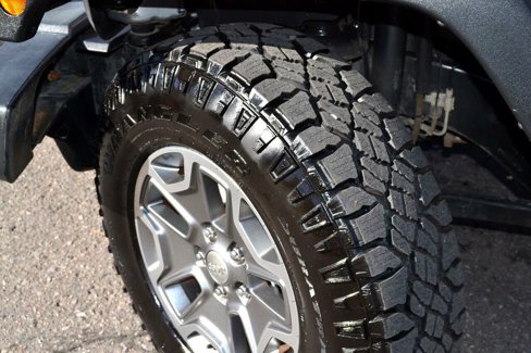 Used 2015 Jeep Wrangler Unlimited Rubicon w/ Dual Top Group image 39
