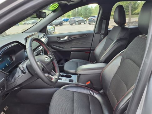 Used 2023 Ford Escape ST-Line Select w/ Tech Pack #2 image 11