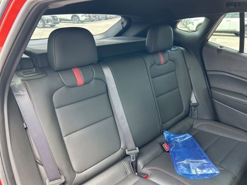 Used 2024 Chevrolet Trax RS w/ Sunroof Package image 40