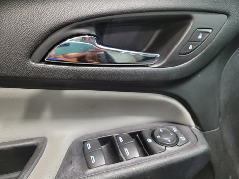 Used 2019 Chevrolet Equinox LS image 27
