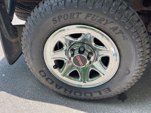 Used 2014 GMC Sierra 1500 4x4 Regular Cab w/ Sierra Convenience Package image 9