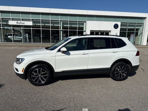 Certified 2021 Volkswagen Tiguan SE w/ Panoramic Sunroof Package image 6