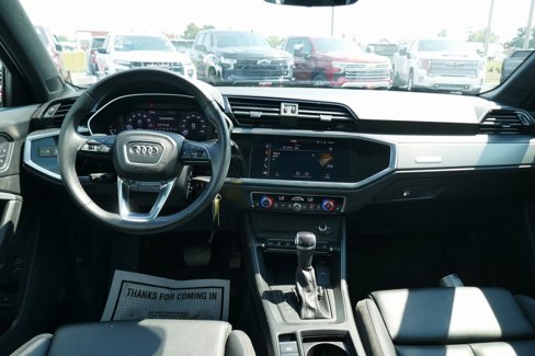 Used 2022 Audi Q3 2.0T Premium Plus w/ Premium Plus Package image 19