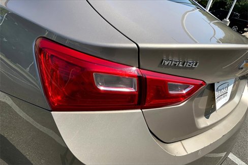 Used 2023 Chevrolet Malibu LS image 26