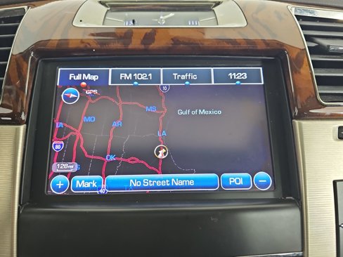 Used 2013 Cadillac Escalade Platinum image 23